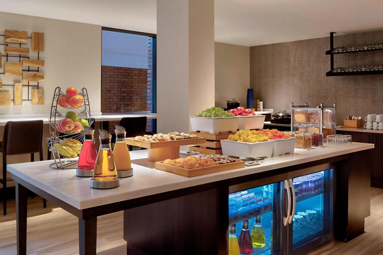 ลินคอล์นไชร์ แมริออท รีสอร์ต Hotel ลินคอล์นเชอร์ ภายนอก รูปภาพ